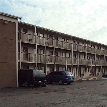Motel 6-Blue Springs, Mo Εξωτερικό φωτογραφία