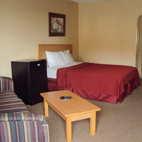 Motel 6-Blue Springs, Mo Εξωτερικό φωτογραφία